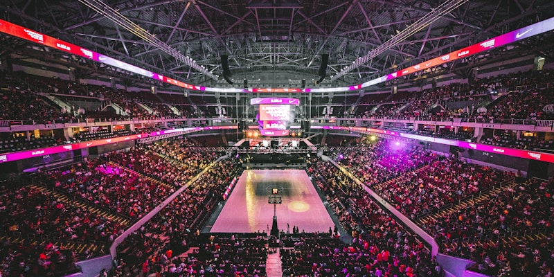 乐盈VI官网直播平台展示多赛事同屏观看的高清无插件界面