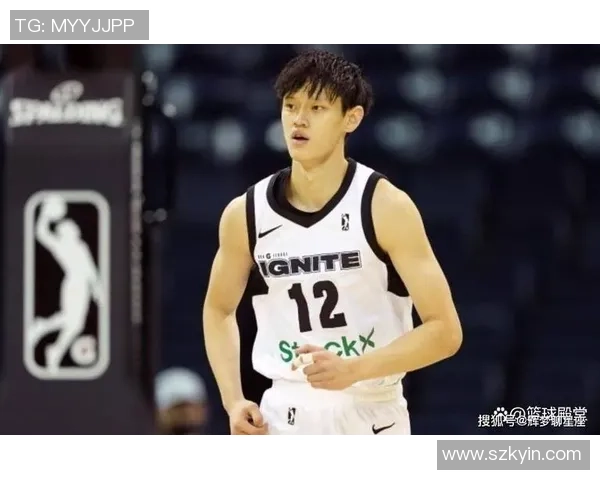 曾凡博：从篮球新星到职业生涯的崭新篇章，未来可期的无限可能